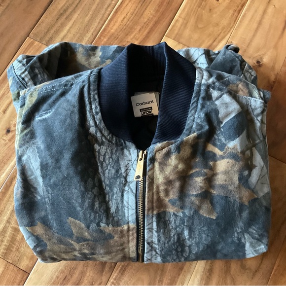 Vintage Carhartt RealTree Camo Arctic Quilted Lined Vest Size Medium Regular
